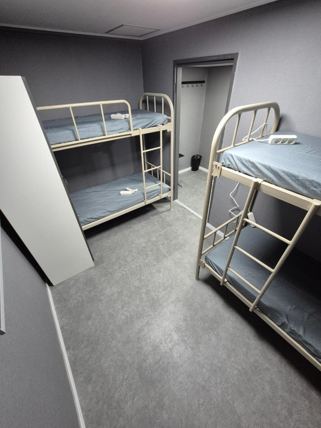 Gangnam Seven Hostel Сеул Екстериор снимка