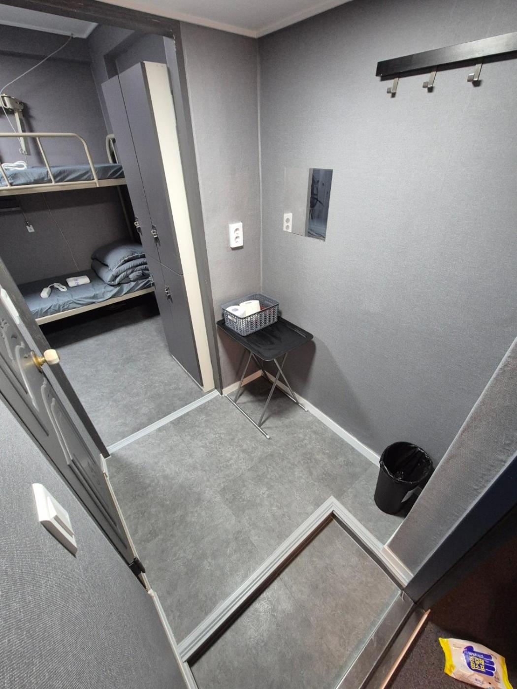 Gangnam Seven Hostel Сеул Екстериор снимка